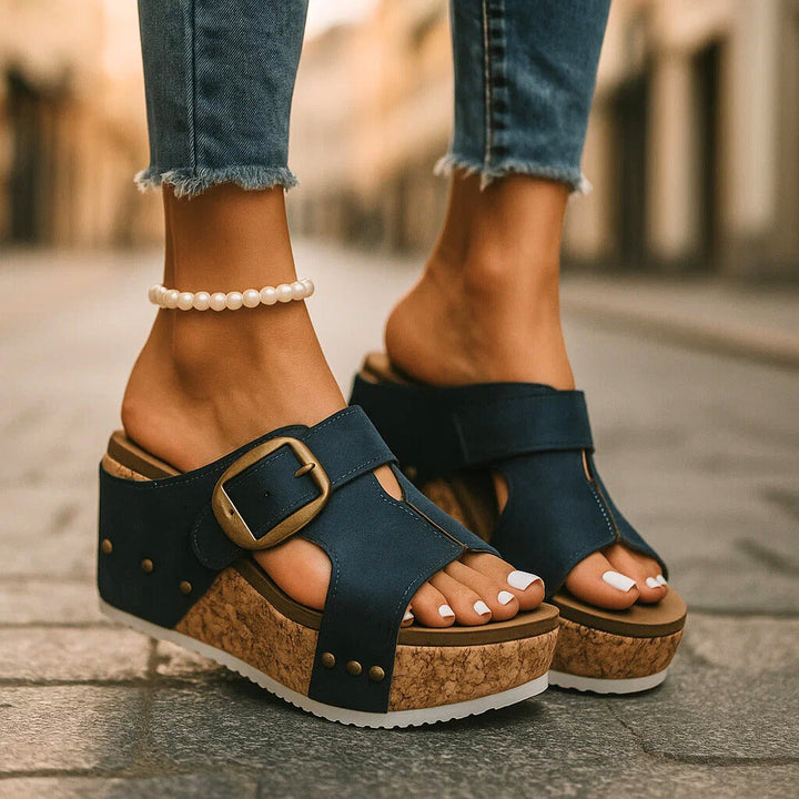 SIENNA HAVEN BUCKLE SANDALEN