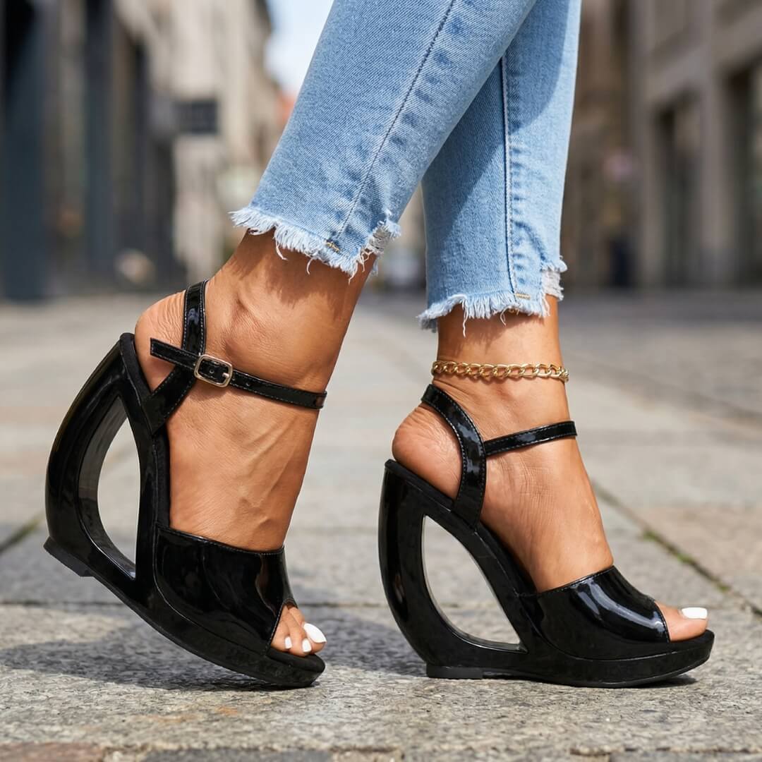 Patricia | Skulptur Sandalen