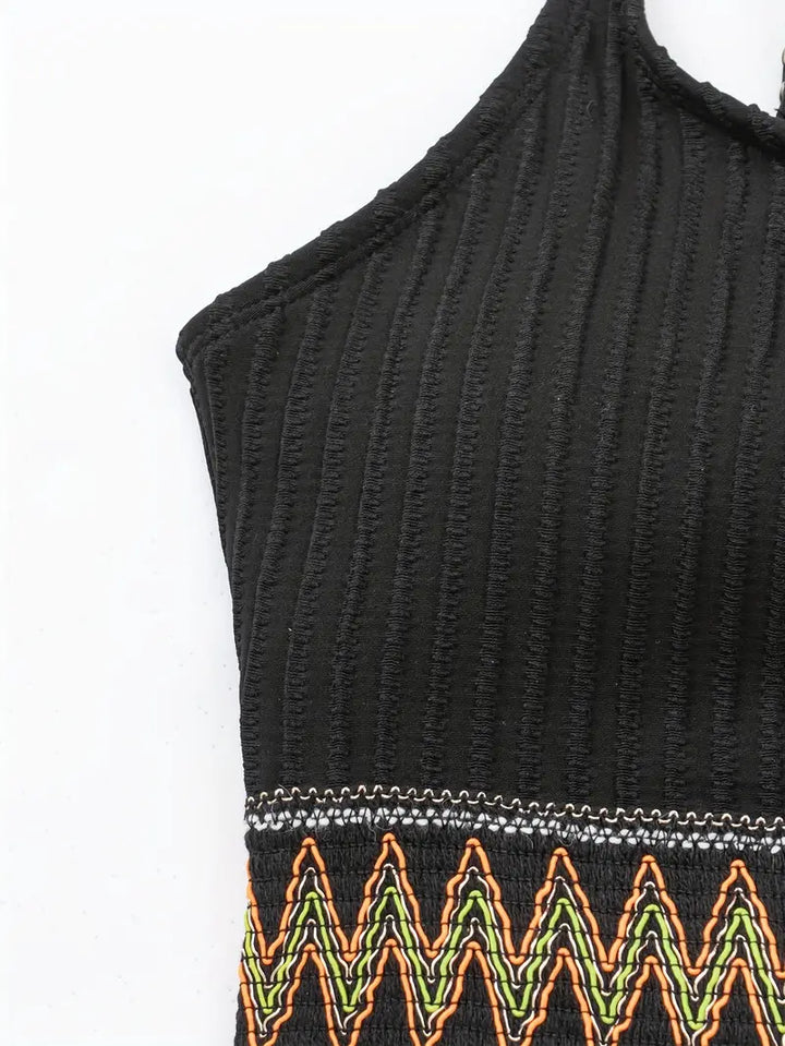 Bikini mit Rippendetail - Oberteil und Hohe Taille Slip