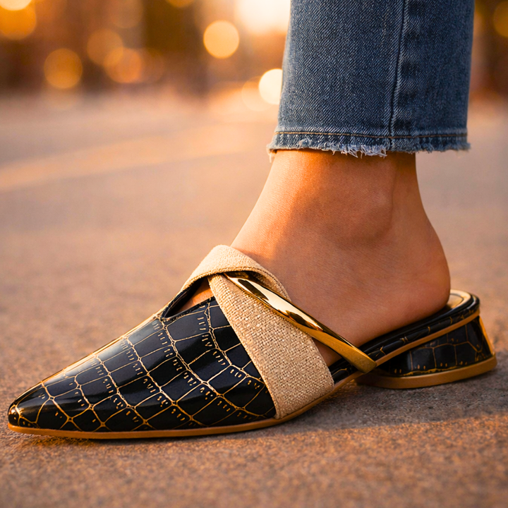 Vivette | Gold Akzent Spitzenschuh