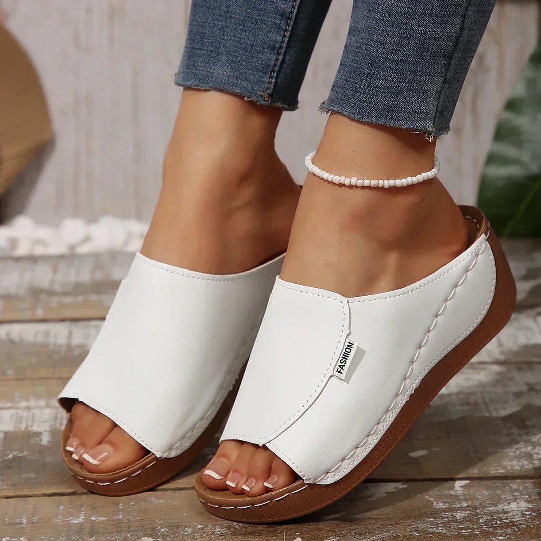 Slip-On Sandalen