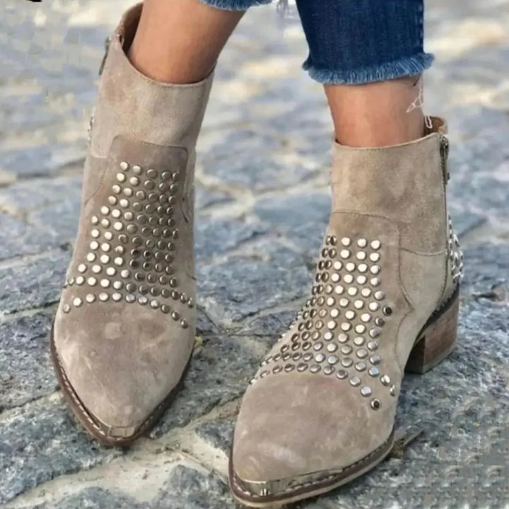 Annie | Ankle Boots mit Nieten