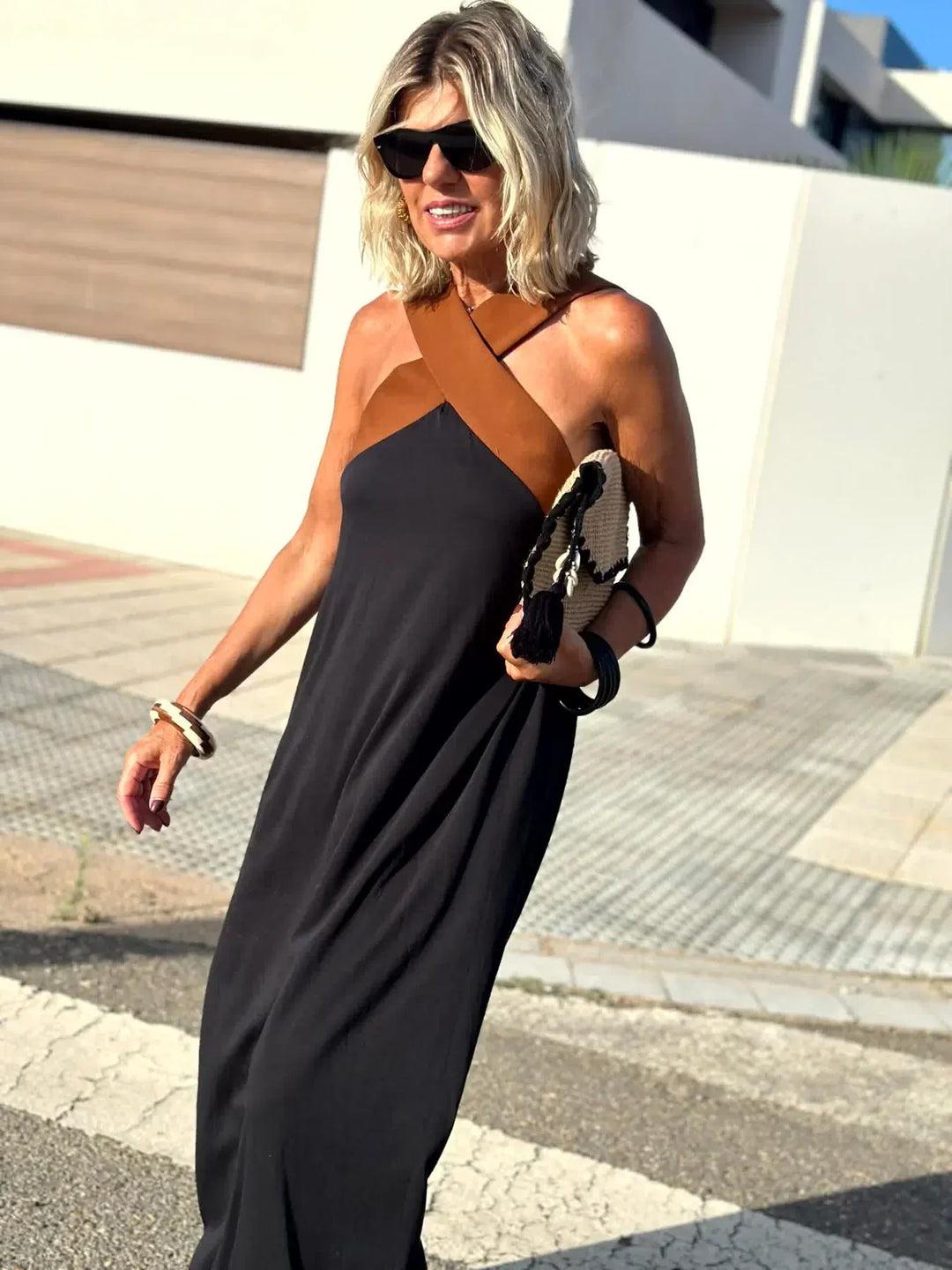 Charlotte™ Elegantes Kleid mit offenem Rücken