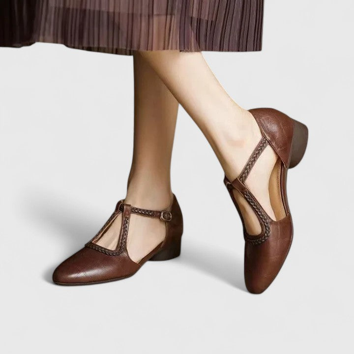 Delphine | Elegante Flachsandalen