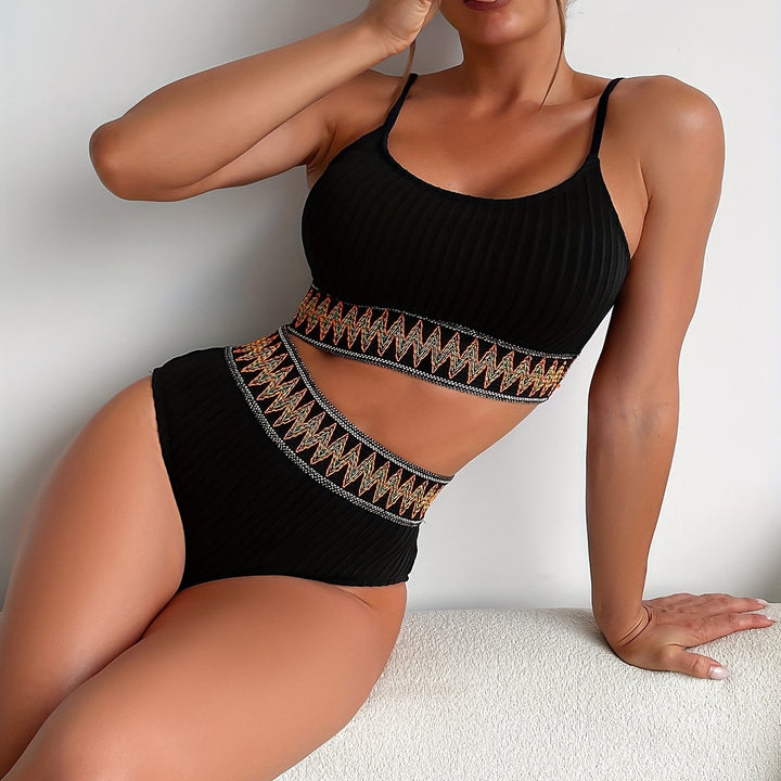 Bikini mit Rippendetail - Oberteil und Hohe Taille Slip
