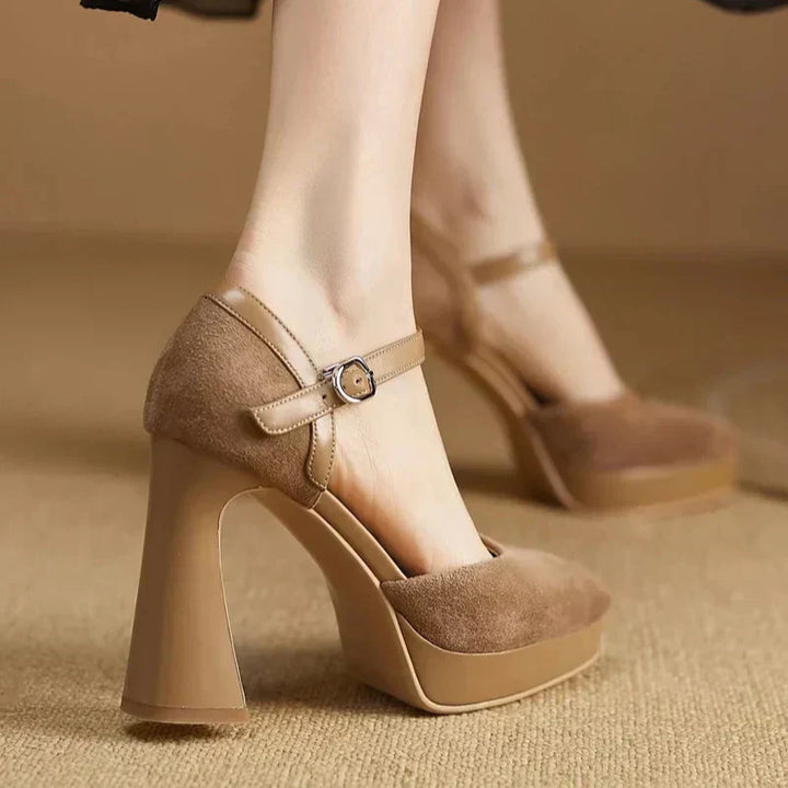 Celeste Elegante Pumps