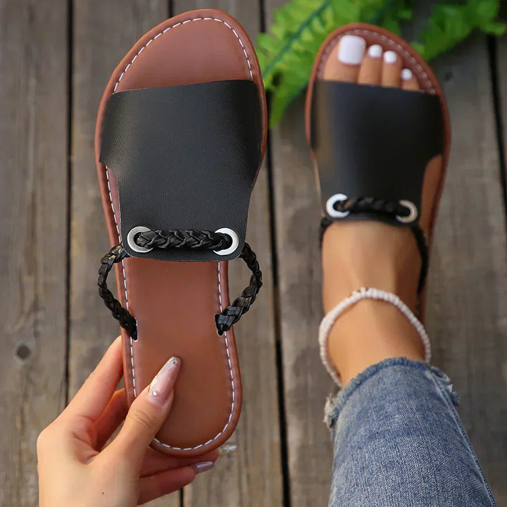 Geflochtene Slipper-Sandalen