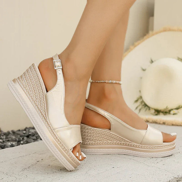 LIVIANA WEDGE-SANDALEN