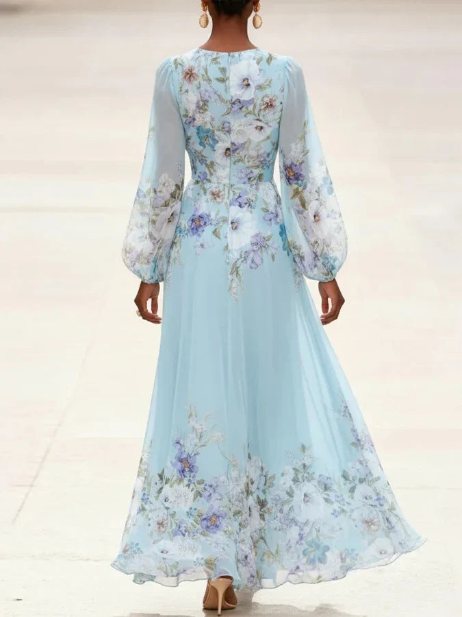 Mia | Hellblaues florales Chiffon-Maxikleid
