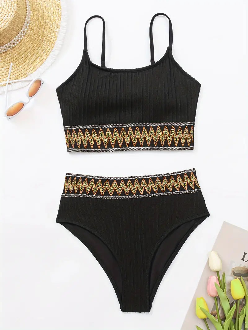 Bikini mit Rippendetail - Oberteil und Hohe Taille Slip