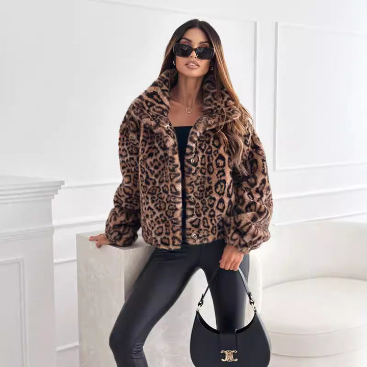 Kurzmantel mit Leopardenmuster