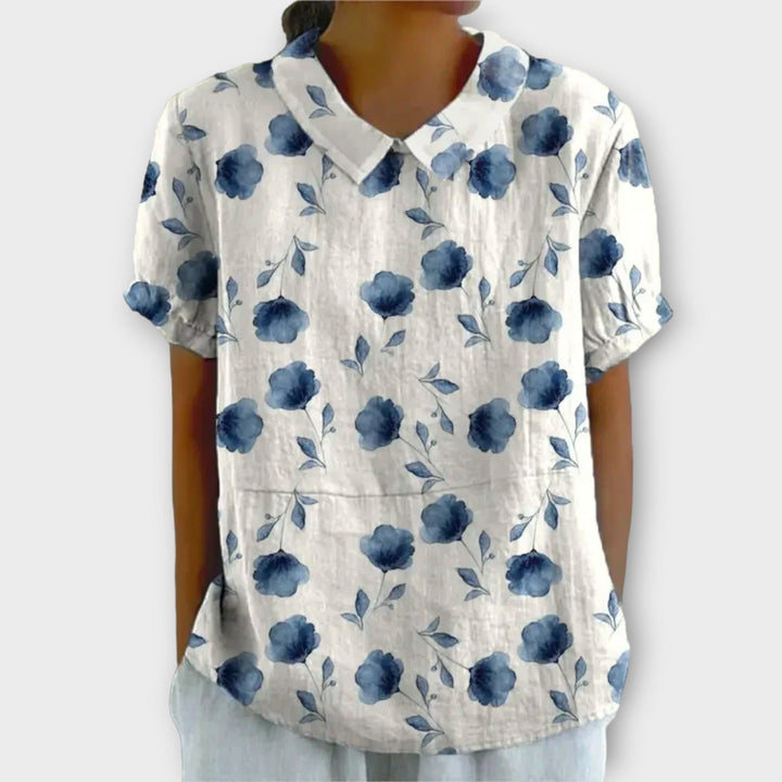 Blumenbluse mit bequemer Passform