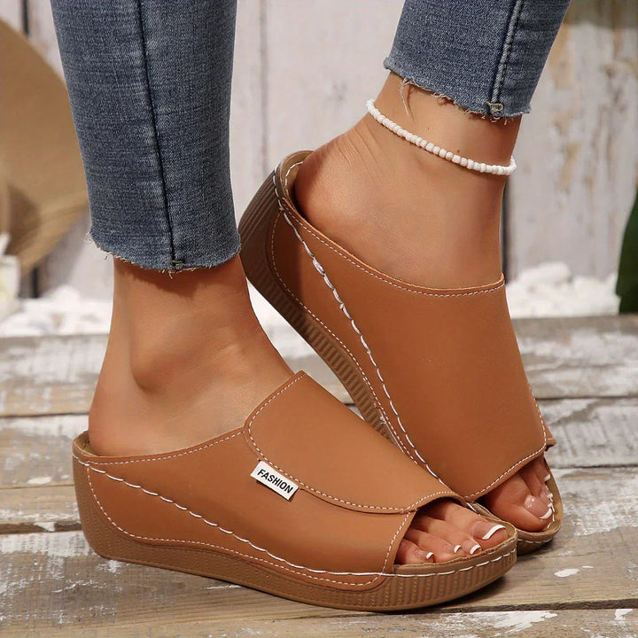Slip-On Sandalen