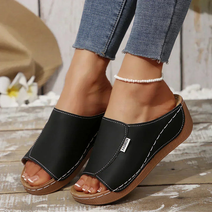 Slip-On Sandalen