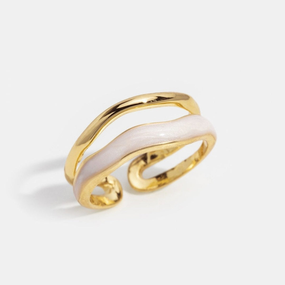 Goldene Sahara-Ring mit Schichten