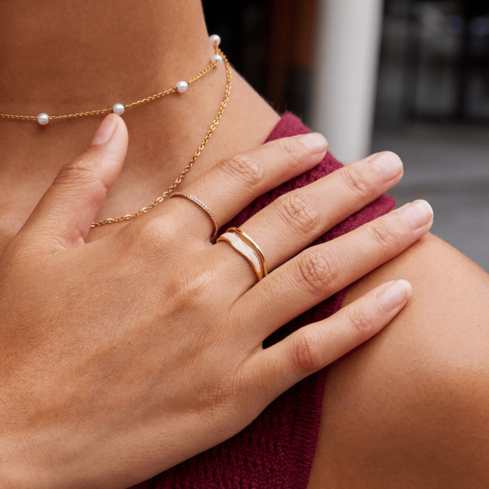 Goldene Sahara-Ring mit Schichten